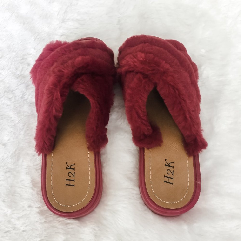 BRAND NEW Red H2K Faux Fur Slide Sandals Size 7 - Picture 6 of 7